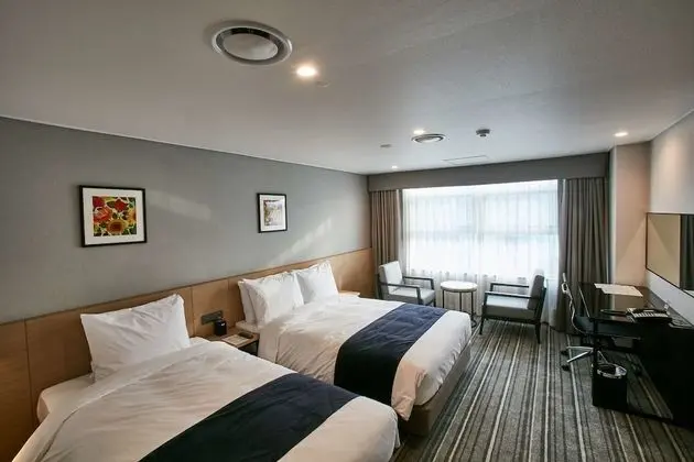 Deluxe Oda, Birden Çok Yatak, Sigara İçilmez