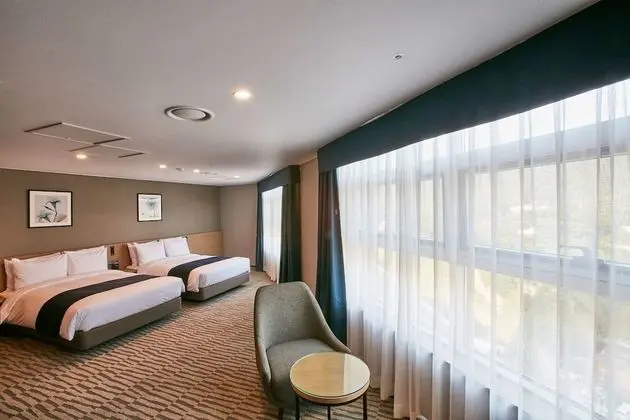 Süit, Birden Çok Yatak, Sigara İçilmez, Buzdolabı