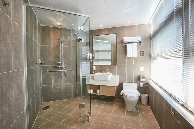 Süit, Birden Çok Yatak, Sigara İçilmez, Buzdolabı