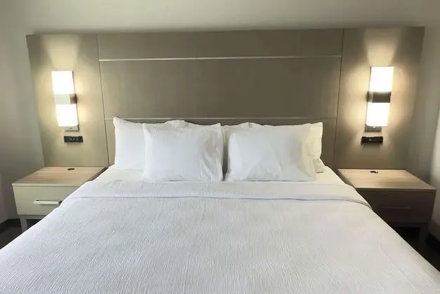 Oda, 1 En Büyük (King) Boy Yatak, Sigara İçilmez