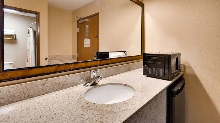 Standard Oda, 1 En Büyük (King) Boy Yatak, Sigara İçilmez, Sıcak Su Küveti (Heartland Loft)