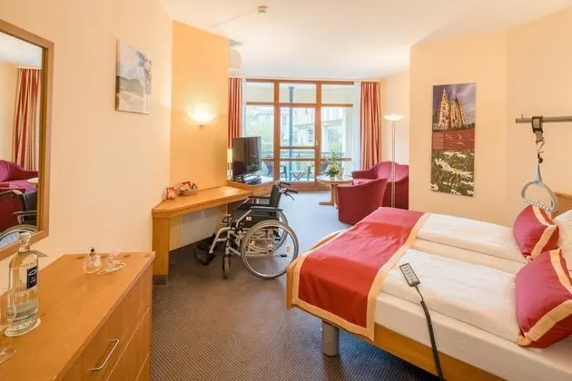 Standard Oda, 1 Çift Kişilik Yatak, Engellilere Uygun (Therme/incl. day ticket ThermenMeer)