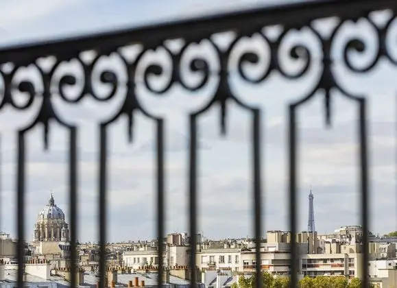 Superior Oda, 1 Büyük (Queen) Boy Yatak, Sigara İçilmez, Manzaralı