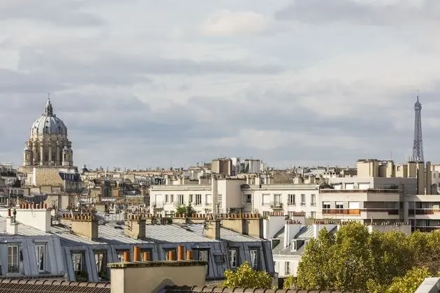 Superior Oda, 1 Büyük (Queen) Boy Yatak, Sigara İçilmez, Manzaralı