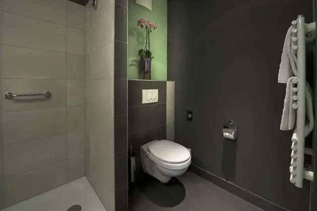 Standard Oda, 1 En Büyük (King) Boy Yatak, Göl Manzaralı (Quiet Location)