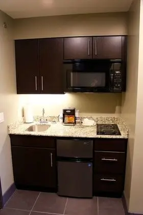 Standard Oda, 1 En Büyük (King) Boy Yatak, Sigara İçilmez, Küçük Mutfak