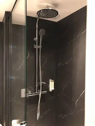 Classic Oda, 1 Büyük (Queen) Boy Yatak, Sigara İçilmez