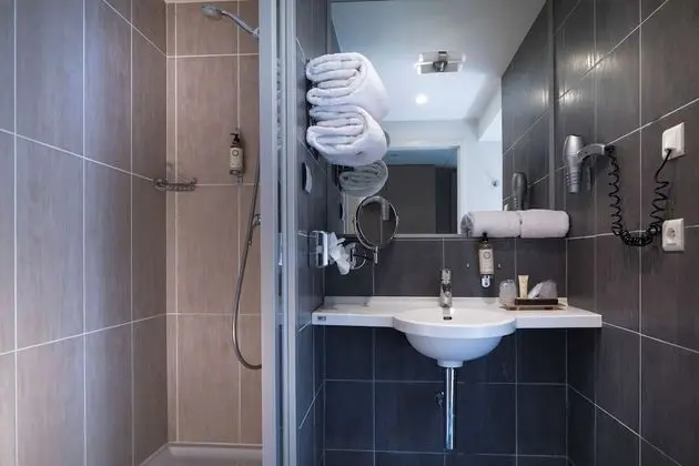 Superior Oda, 1 Büyük (Queen) Boy Yatak, Sigara İçilebilir, Göl Manzaralı (Twin bed on request)