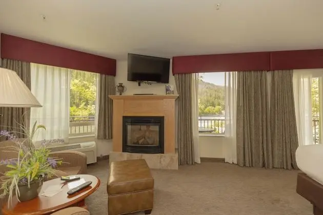 Süit, 1 En Büyük (King) Boy Yatak, Sigara İçilmez, Sıcak Su Küveti (Oversized Room)