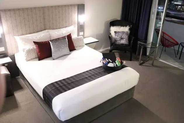 Deluxe Oda, 1 Büyük (Queen) Boy Yatak, Balkon, Şehir Manzaralı