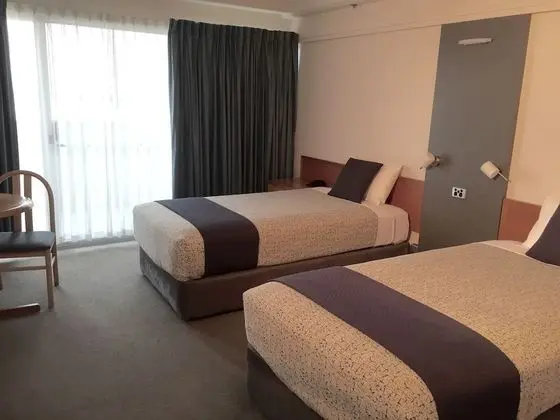Standard Oda, 2 Tek Kişilik Yatak, Sigara İçilmez, Balkon