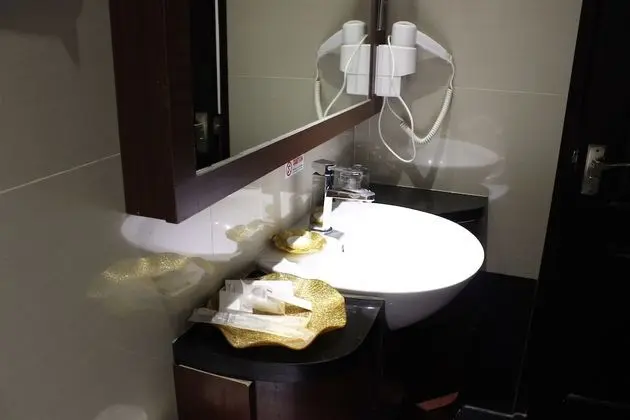 Deluxe Oda, 2 Tek Kişilik Yatak, Küvet, Şehir Manzaralı (Bathtub)