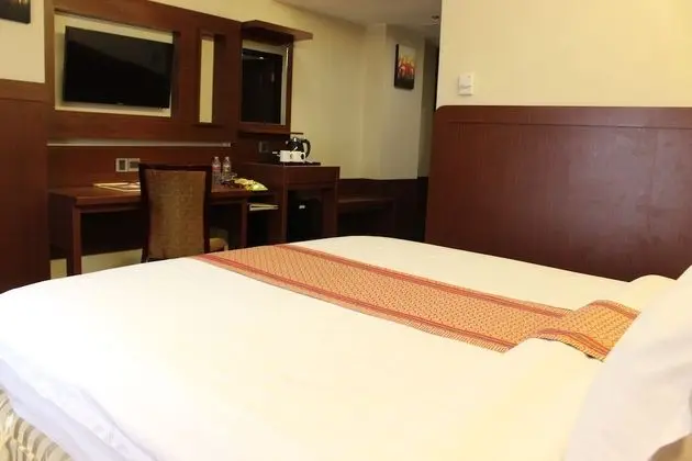 Superior Oda, 1 Çift Kişilik Yatak, Sigara İçilmez, Şehir Manzaralı (Shower Only)