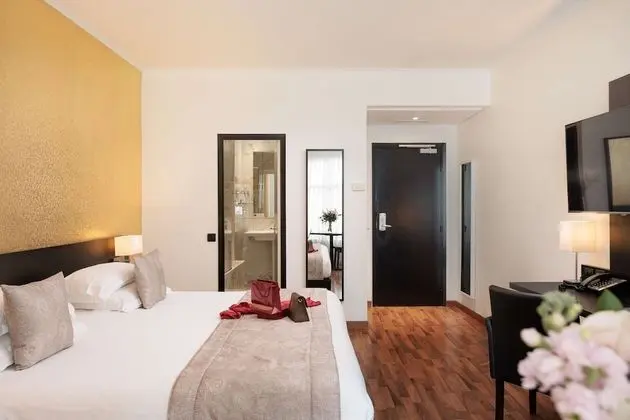 Deluxe Oda, 1 En Büyük (King) Boy Yatak, Sigara İçilmez (Twin bed on request)