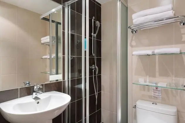 Standard Oda, 1 En Büyük (King) Boy Yatak, Sigara İçilmez (Twin bed on request)