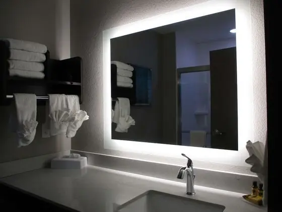 Süit, 1 En Büyük (King) Boy Yatak ve Çekyat, Sigara İçilmez, Buzdolabı ve Mikrodalga (with Sofabed)