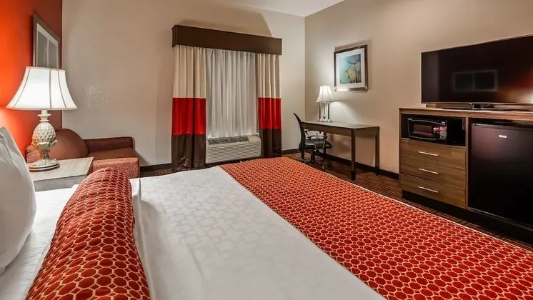 Standard Oda, 1 En Büyük (King) Boy Yatak ve Çekyat, Sigara İçilmez, Mikrodalga (with Sofabed)