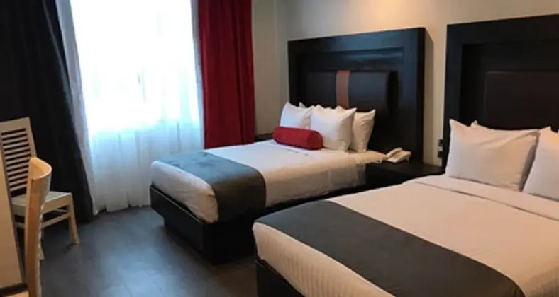 Süit, 2 Çift Kişilik Yatak, Sigara İçilmez