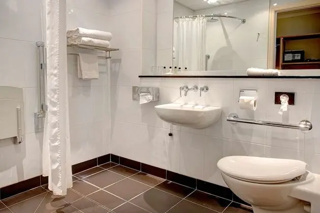 Standard Oda, 2 Tek Kişilik Yatak, Engellilere Uygun, Sigara İçilmez
