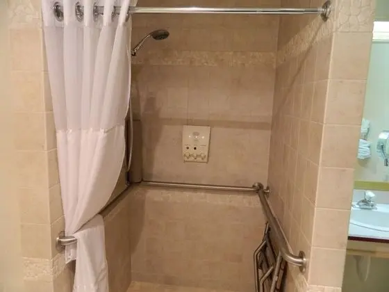 Standard Oda, 1 En Büyük (King) Boy Yatak, Sigara İçilmez, Buzdolabı ve Mikrodalga (Oversized Room)