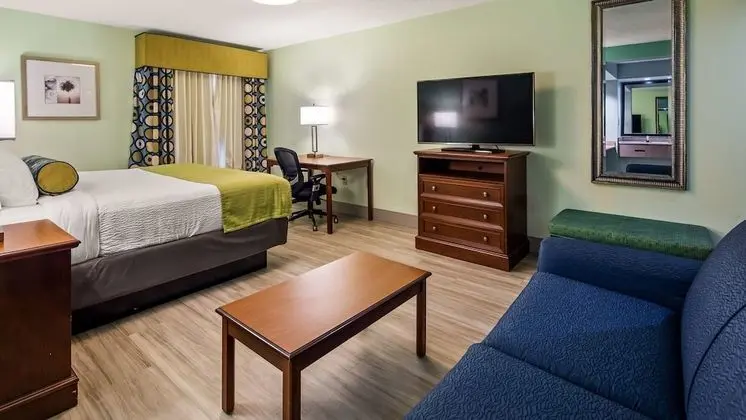 Standard Oda, 1 En Büyük (King) Boy Yatak, Sigara İçilmez (Oversized Room;with Sofabed)
