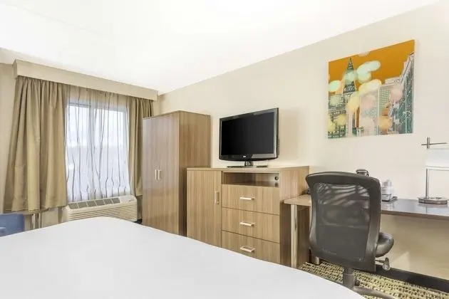 Standard Oda, 1 En Büyük (King) Boy Yatak, Sigara İçilmez, Buzdolabı