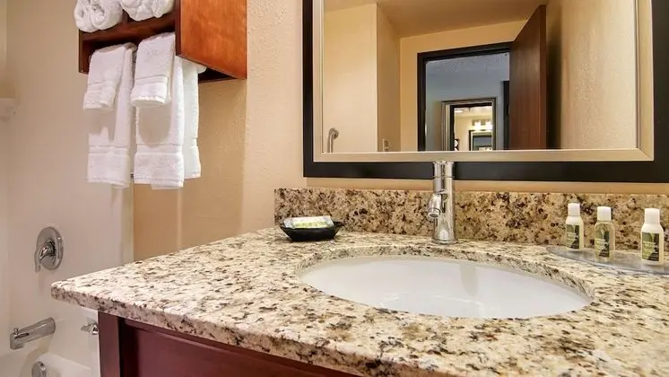 Standard Oda, 1 Çift Kişilik Yatak, Sigara İçilmez, Buzdolabı ve Mikrodalga