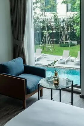 Deluxe Oda, 1 Çift Kişilik Yatak, Sigara İçilmez, Havuz Manzaralı (Shower Only)