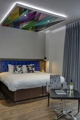 Executive Oda, 1 En Büyük (King) Boy Yatak