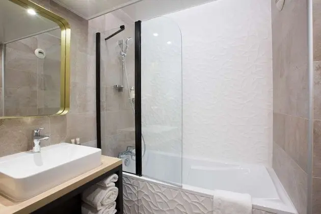 Deluxe Oda, 1 En Büyük (King) Boy Yatak, Sigara İçilmez (Twin bed on request)