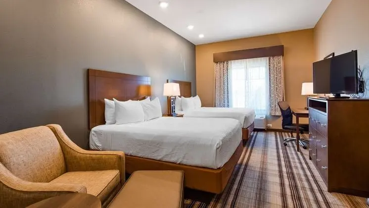 Standard Oda, 2 Büyük (Queen) Boy Yatak, Engellilere Uygun, Küvet