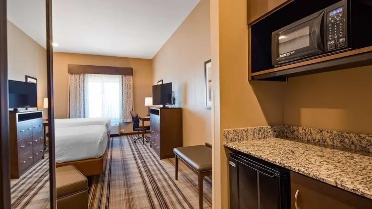 Standard Oda, 2 Büyük (Queen) Boy Yatak, Sigara İçilmez, Buzdolabı ve Mikrodalga