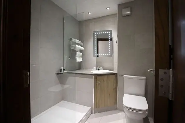 Standard Oda, 1 Çift Kişilik Yatak, Sigara İçilmez