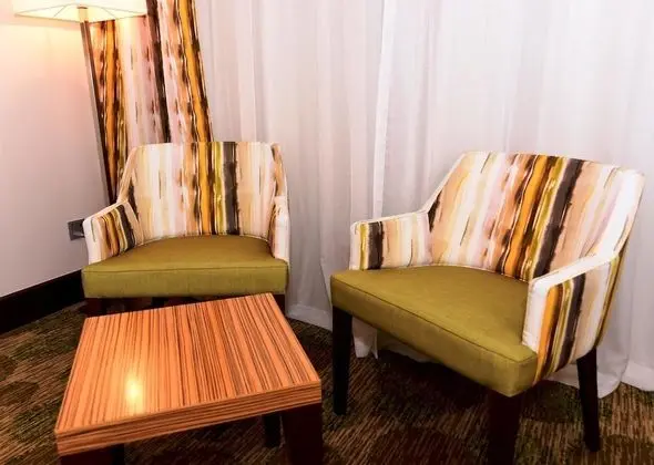 Süit, 1 En Büyük (King) Boy Yatak, Sigara İçilmez (Living Room)