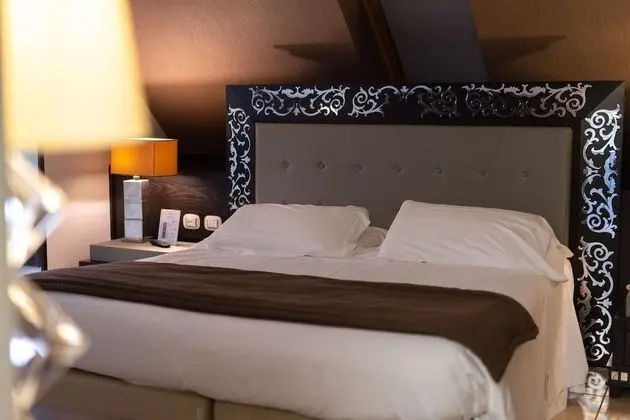 Family Oda, 1 En Büyük (King) Boy Yatak, Sigara İçilmez, Balkon (Sofabed is a double bed)