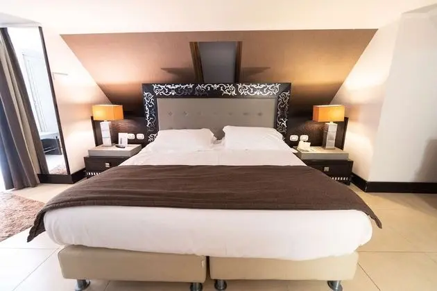 Family Oda, 1 En Büyük (King) Boy Yatak, Sigara İçilmez, Balkon (Sofabed is a double bed)