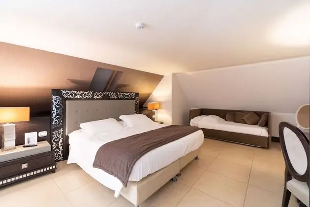 Family Oda, 1 En Büyük (King) Boy Yatak, Sigara İçilmez, Balkon (Sofabed is a double bed)