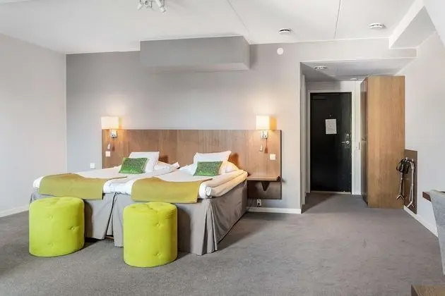 Family Oda, 2 Tek Kişilik Yatak, Sigara İçilmez