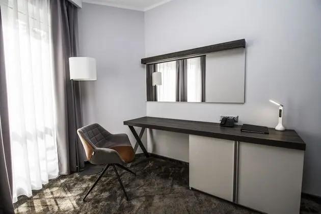 Standard Oda, 2 Tek Kişilik Yatak, Balkon, Havuz Manzaralı