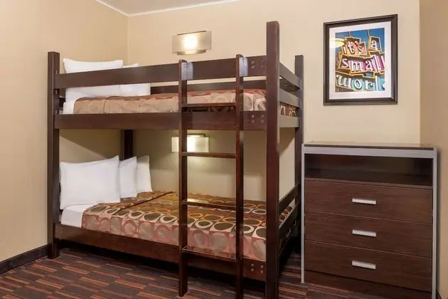 Kids Suite, Multiple Beds, Non Smoking, Refrigerator & Microwave