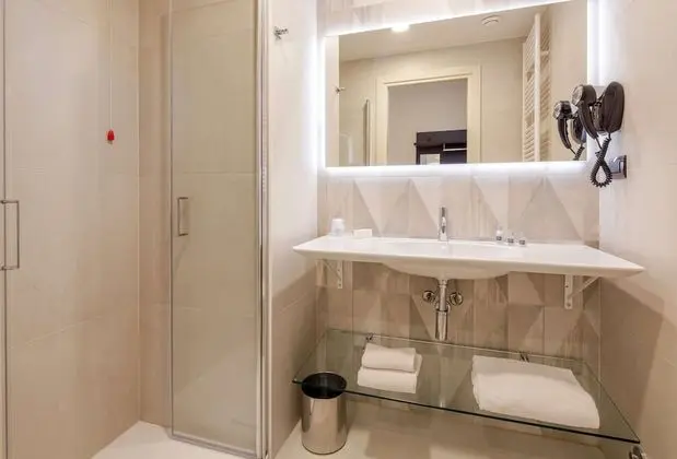 Standard Oda, 1 Çift Kişilik Yatak, Sigara İçilmez (Bed is French Bed)