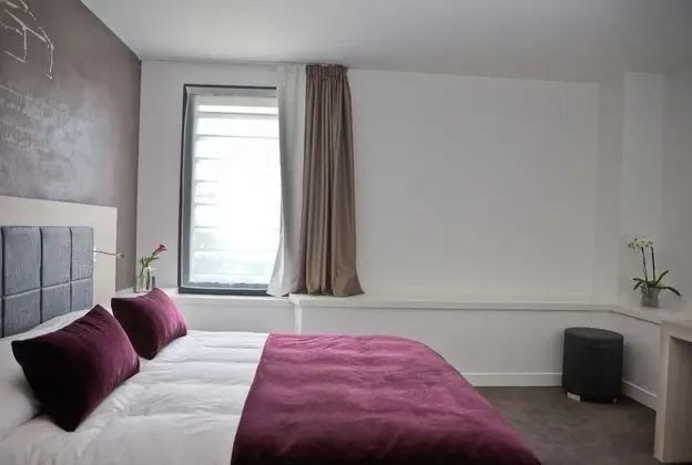 Standard Oda, 1 Büyük (Queen) Boy Yatak (Twin bed on request)
