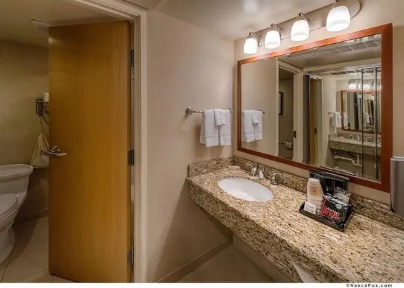 Standard Oda, 2 Büyük (Queen) Boy Yatak, Sigara İçilmez, Balkon