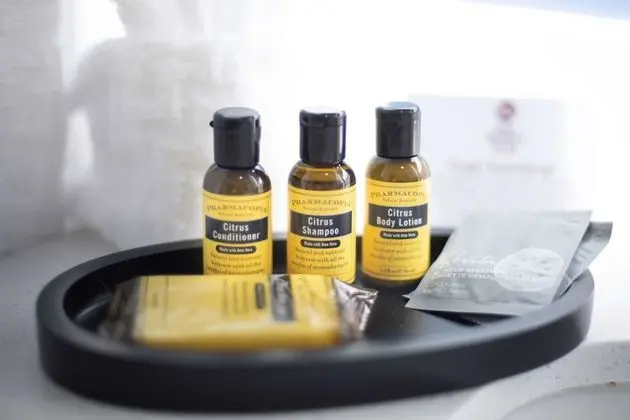 Standard Oda, 2 Büyük (Queen) Boy Yatak, Sigara İçilmez, Buzdolabı