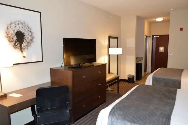 Standard Oda, 2 Büyük (Queen) Boy Yatak, Sigara İçilmez, Buzdolabı ve Mikrodalga