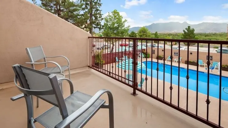 Standard Oda, 1 En Büyük (King) Boy Yatak, Sigara İçilmez, Balkon