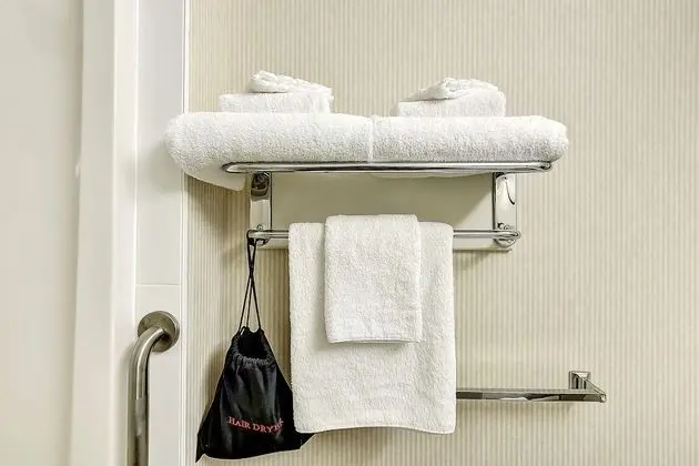 Standard Oda, 2 Büyük (Queen) Boy Yatak, Sigara İçilmez, Balkon