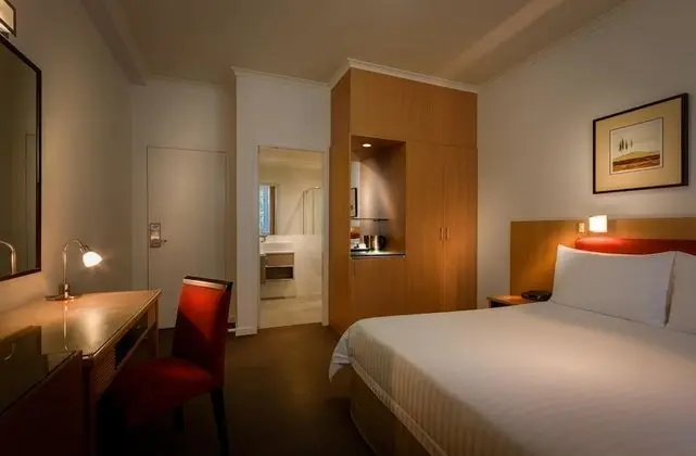 Deluxe Oda, 1 Büyük (Queen) Boy Yatak, Sigara İçilmez (Walk-in Shower)