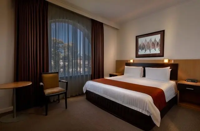 Deluxe Oda, 1 En Büyük (King) Boy Yatak, Sigara İçilmez (Walk-in Shower)