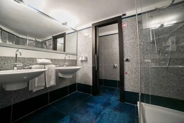 Junior Süit, 1 En Büyük (King) Boy Yatak (Split level)